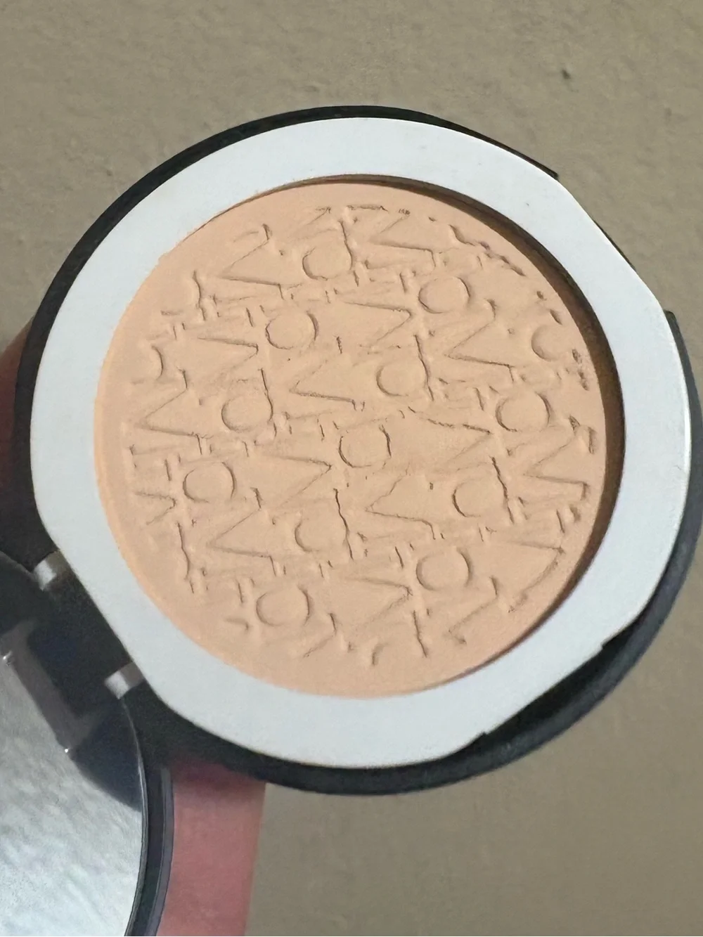 bareMinerals Original Pressed Powder Foundation Compact Soft Medium 11 Brand New